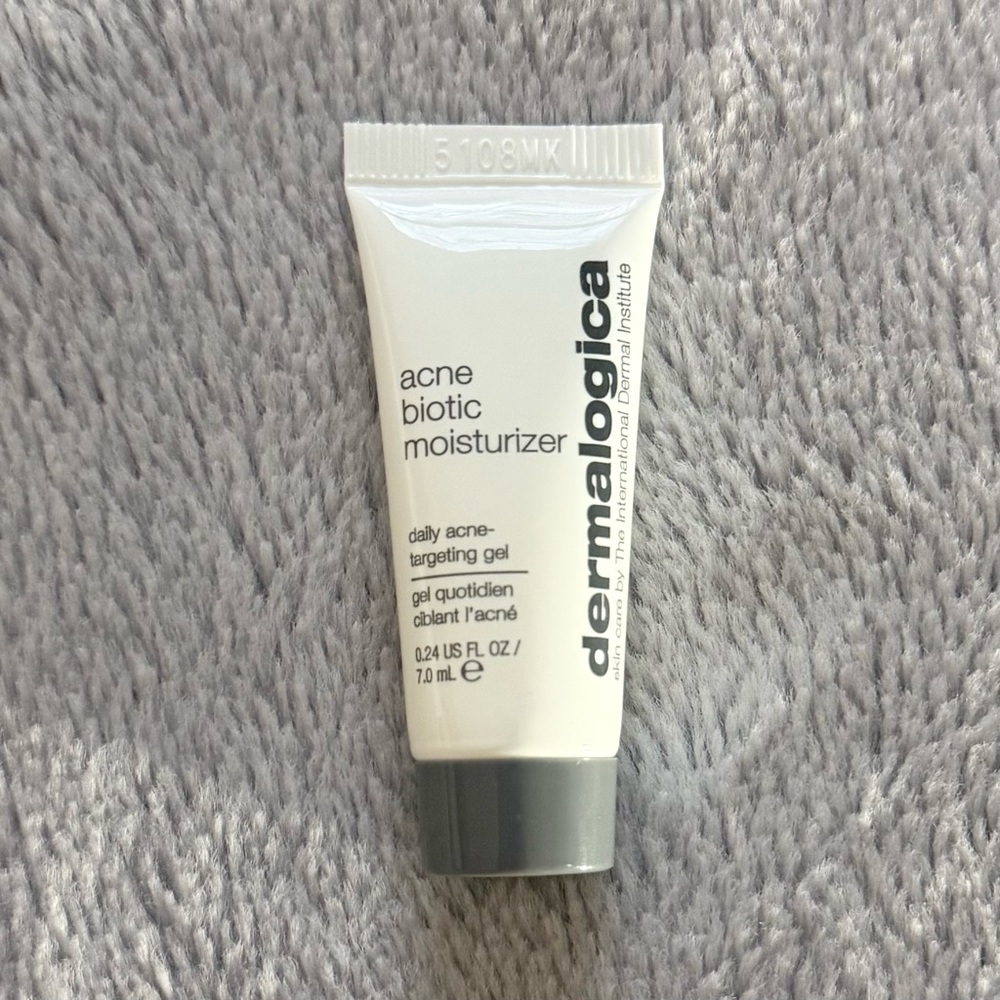5/$25 🎆 NEW Dermalogica, Acne Biotic Moisturizer Deluxe (0.24 oz)
